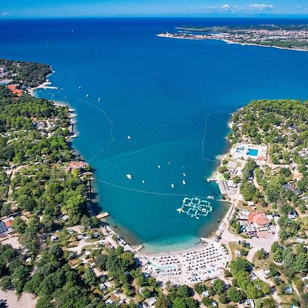 Easyatent Bungalow Tent Lanterna Červar-Porat المظهر الخارجي الصورة