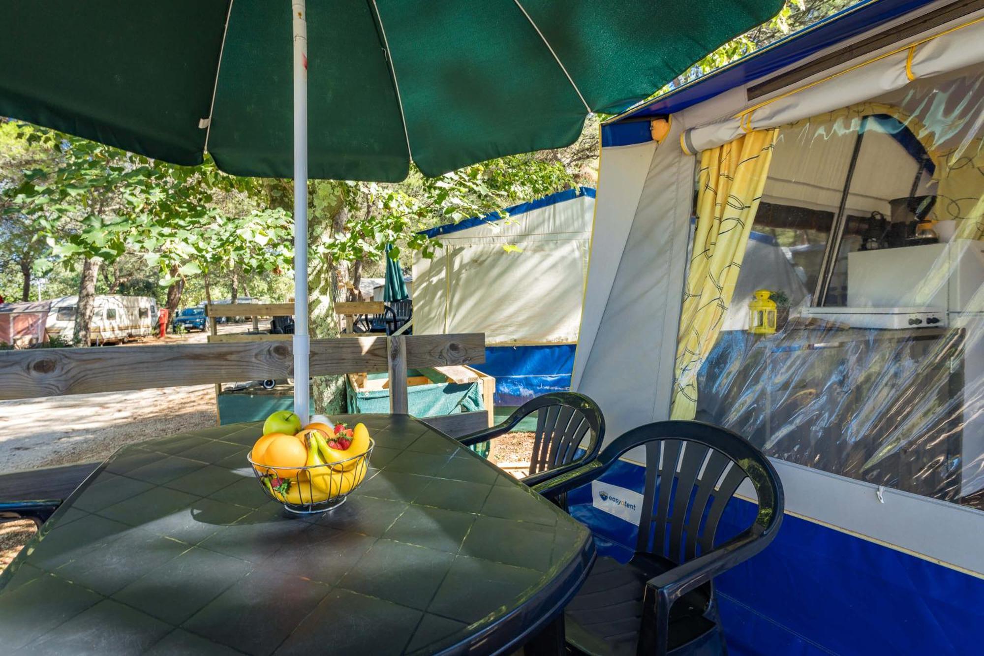 Easyatent Bungalow Tent Lanterna Červar-Porat الغرفة الصورة